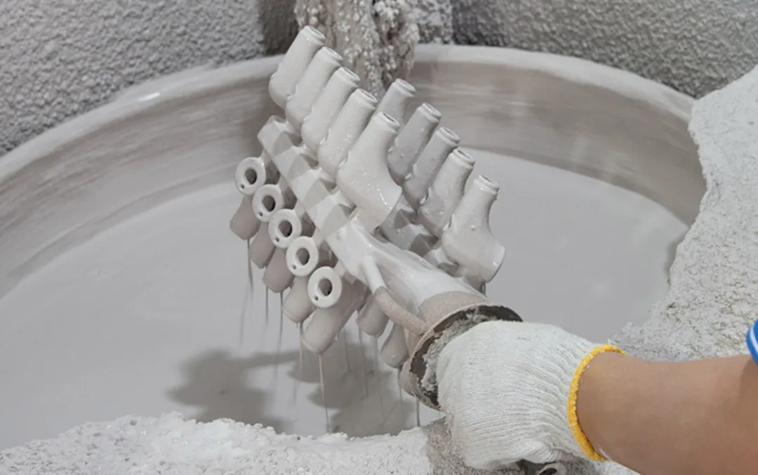 Ceramic Shell Slurry Coating Wax tree dipped in ceramic slurry to build shell mold (ID#4)
